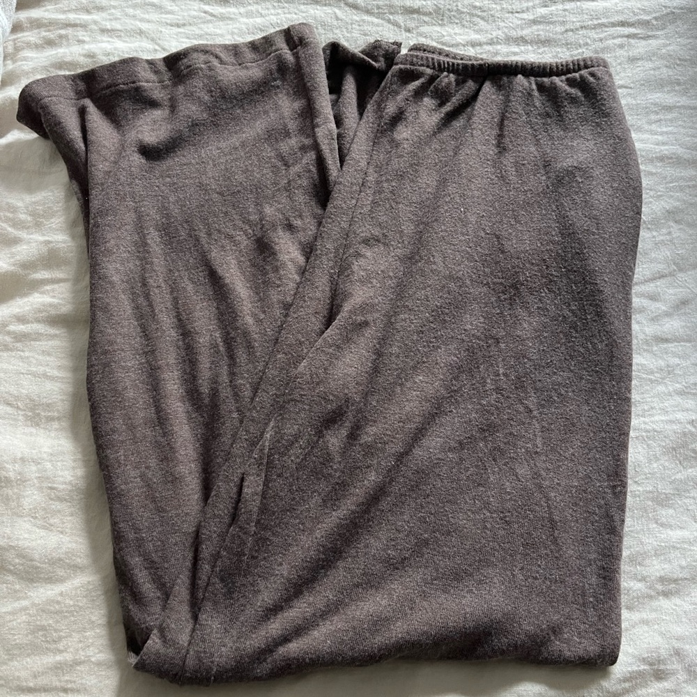 LESET - pull on pants with pocket detail